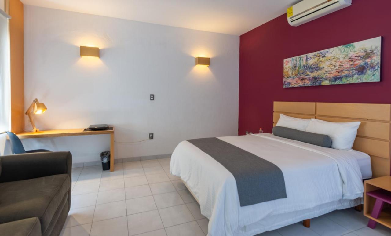 Hotel Mexico Inn Express Саламанка Экстерьер фото